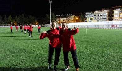 Burdur Gençlik ve Spor Kadın Futbol Takımı, 3. Lig maçlarına hazırlanıyor