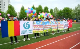 Romanya’da Türk ve Rumen çocuklar 23 Nisan’ı kutladı